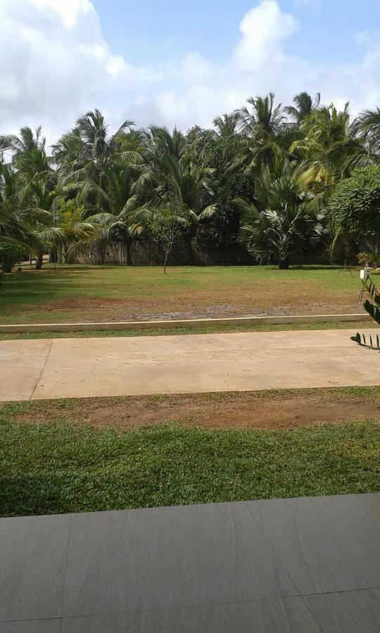 Grand Hilton Hotel Negombo Exterior foto